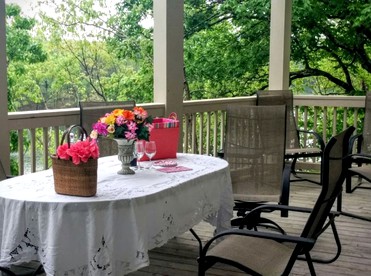 Pet-Friendly Vacation Rental on Lake Lanier in Dawsonville, Georgia - Dawsonville, Georgia - glamping.directory