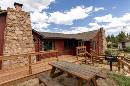 Conjoined Cabin with Fireplace in Red Feather Lakes, Colorado, Perfect for a Family Holiday - glamping.directory