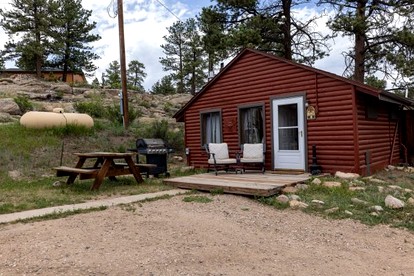 Conjoined Cabin with Fireplace in Red Feather Lakes, Colorado, Perfect for a Family Holiday - Red Feather Lakes, Colorado - glamping.directory