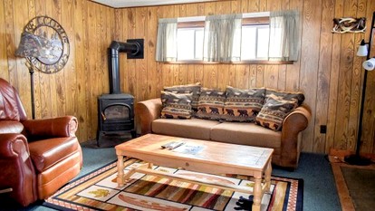 Conjoined Cabin with Fireplace in Red Feather Lakes, Colorado, Perfect for a Family Holiday - Red Feather Lakes, Colorado - glamping.directory