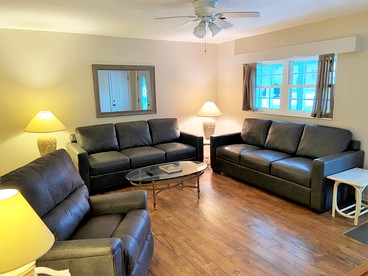 Enchanting Beach Cottage Incredible for Outdoor Sports in Jekyll Island, Georgia - Jekyll Island, Georgia - glamping.directory