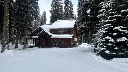 Charming Cabin Escape with Hot Tub & Wraparound Porch in McCall, Idaho - glamping.directory