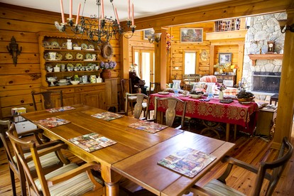 Cozy Room Rental for a Country Getaway Nestled in Enchanting Westchester County near New York City - Bedford, New York - glamping.directory