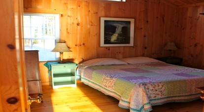 Waterfront Cottage Rental on Union River Bay near Bar Harbor, Maine - Ellsworth, Maine - glamping.directory