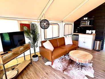 Entire Safari Tents Campground Ideal for Large Groups in Kentucky - Cadiz, Kentucky - glamping.directory