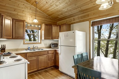 Minnesota Glamping Retreat in Lakeside Cabin for 6 in Fergus Falls - Fergus Falls, Minnesota - glamping.directory