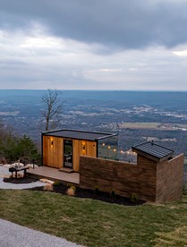Stunning Mirrored Glass Cabin with Hot Tub & Sauna near Lookout Mountain, Dade County, GA - glamping.directory