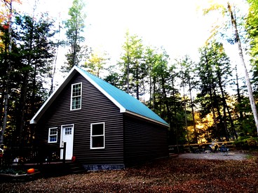 Rustic Woodland Cabin Rental near Oneida Lake, New York - Taberg, New York - glamping.directory