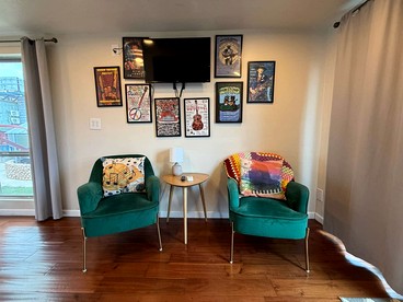 Cozy Wheelchair-Friendly Tiny House with Patio near Medicine Creek in Medicine Park, Oklahoma - Medicine Park, Oklahoma - glamping.directory