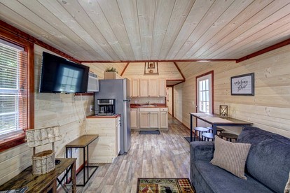 Mountain Glamping Cabin in Hayesville, North Carolina near the Appalachian Trail - Hayesville, North Carolina - glamping.directory