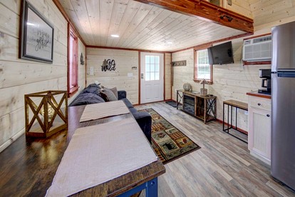 Mountain Glamping Cabin in Hayesville, North Carolina near the Appalachian Trail - Hayesville, North Carolina - glamping.directory