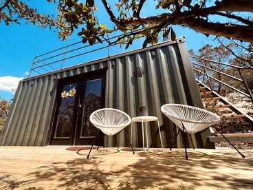 Canyon Lake Container Offering Spectacular Views of Nature From the Surrounding Porch, Near Guadalupe River in Texas - glamping.directory