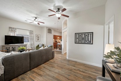 Industrial-Chic Cottage Retreat with Outdoor Space Near Kyle Field & Easterwood Airport in Dr. College Station, Texas - College Station, Texas - glamping.directory