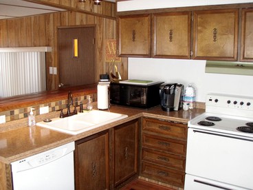 Spacious Family-Friendly Cabin Rental for a River Getaway in Darby, Montana - Darby, Montana - glamping.directory