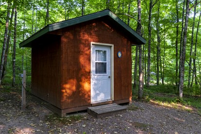 Relaxing Cabin for Two Close to Boulder Lake for a Romantic Getaway in Wisconsin - glamping.directory