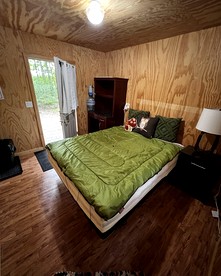 Relaxing Cabin for Two Close to Boulder Lake for a Romantic Getaway in Wisconsin - White Lake, Wisconsin - glamping.directory