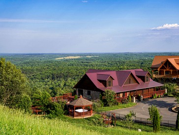 Stunning Luxury Cabin Rental with Hot Tub near Blue Ridge Mountains of North Carolina - Dobson, North Carolina - glamping.directory