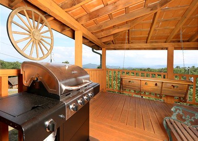 Exclusive Cabin Rental near the Great Smoky National Park in Tennessee - Sevierville, Tennessee - glamping.directory