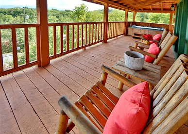 Exclusive Cabin Rental near the Great Smoky National Park in Tennessee - Sevierville, Tennessee - glamping.directory
