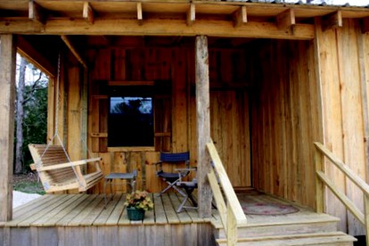 Rustic Cabin Getaway with Stunning Front Porch near Beaumont, Texas - Kountze, Texas - glamping.directory