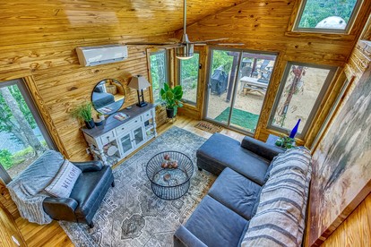 Gorgeous Tiny House with Indoor and Outdoor Lounging Space in Alabama - Rogersville, Alabama - glamping.directory