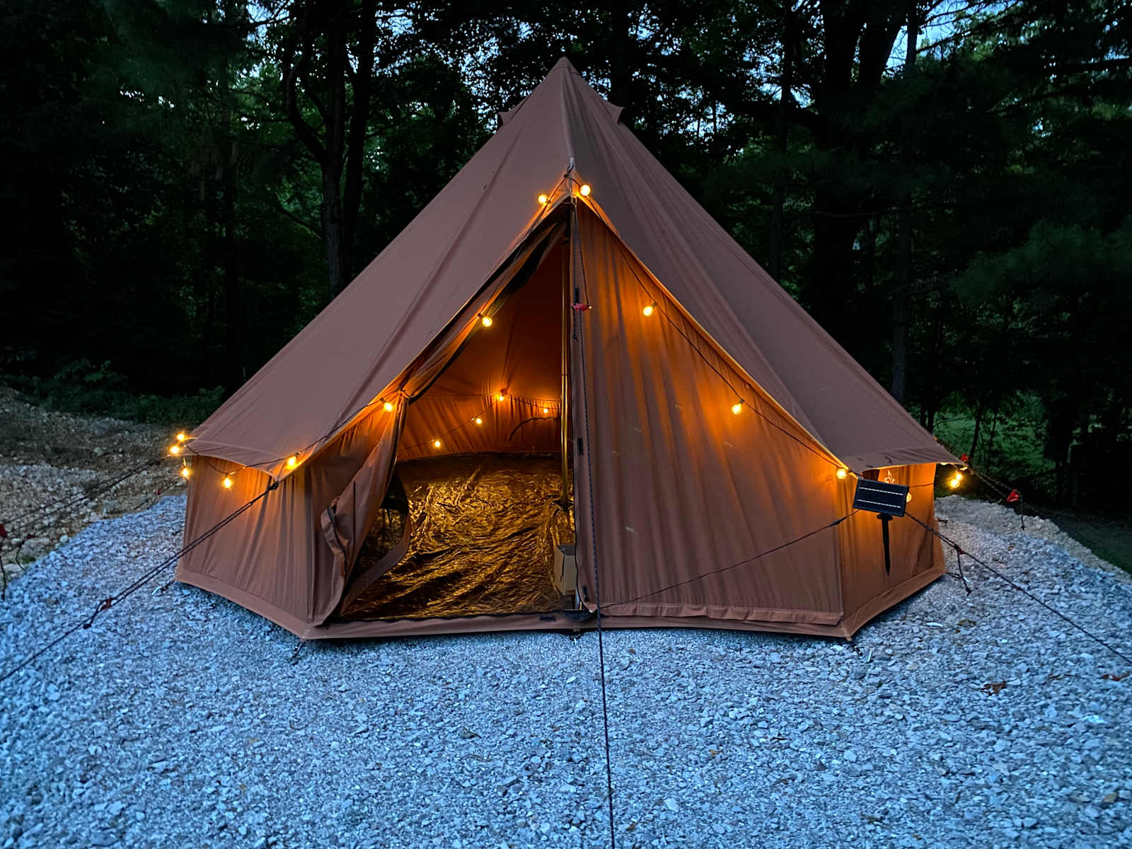 Camp Bentonville - Bentonville, Arkansas - glamping.directory