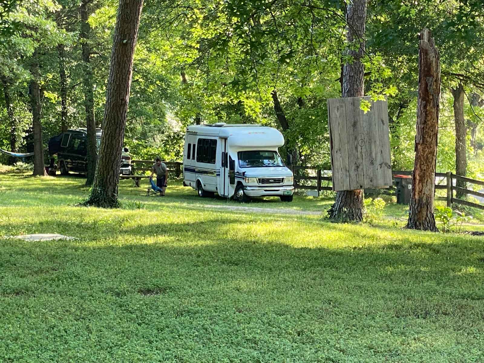 Camp Bentonville - Bentonville, Arkansas - glamping.directory