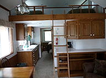 Charming Family-Friendly Cabin with a Loft Along the Kenai River, Alaska - Cooper Landing, Alaska - glamping.directory