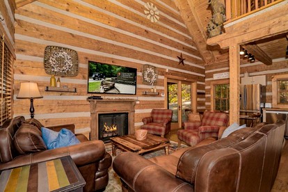 Retreat to the Smokies: Glamping Cabin with Hot Tub and Games Room - Sevierville, Tennessee - glamping.directory