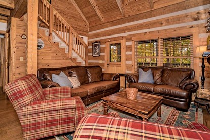 Retreat to the Smokies: Glamping Cabin with Hot Tub and Games Room - Sevierville, Tennessee - glamping.directory
