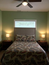 Idyllic Cottage Rental in Waynesville Perfect for a Great Smoky Mountains Getaway - Waynesville, North Carolina - glamping.directory