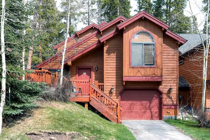 Lovely Cabin Rental for a Mountain Retreat near Breckenridge, Colorado - Breckenridge, Colorado - glamping.directory