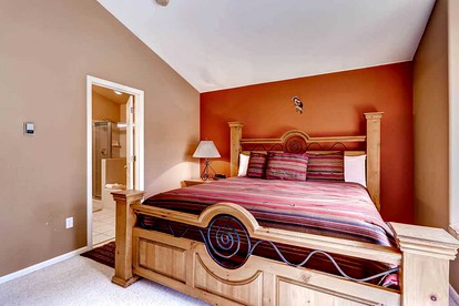 Lovely Cabin Rental for a Mountain Retreat near Breckenridge, Colorado - Breckenridge, Colorado - glamping.directory