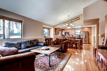 Lovely Cabin Rental for a Mountain Retreat near Breckenridge, Colorado - Breckenridge, Colorado - glamping.directory