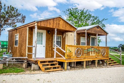 Relaxing Waterfront Cabin Getaway for Families and Couples in Medina, Texas - glamping.directory