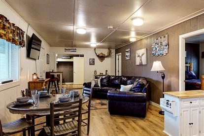 Cozy Cabin Nestled into the Charm of Nature in Maine - Greenville, Maine - glamping.directory