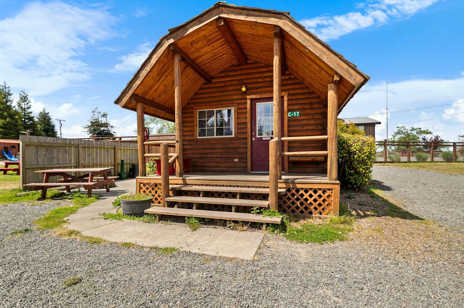The Retreat At Redwood Shores - Bayside, California - glamping.directory