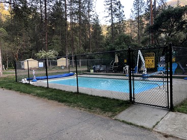 Relaxing Deluxe Cabin in the Wilderness and Beauty of Northern California's Trinity Alps, Big Bar California - Big Bar, California - glamping.directory