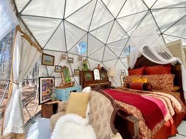 Artistic Dome Haven Nestled in the Woods near Lake Oconee, Georgia - Eatonton, Georgia - glamping.directory