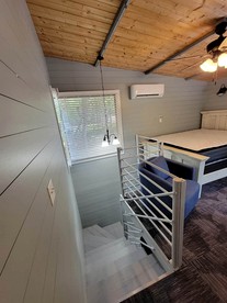 Romantic Glamping Getaway Perfect for Quality Time with Your Partner: Cute Tiny House near Owensville, Missouri - Canaan Township, Missouri - glamping.directory
