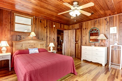 Charming Oceanfront Beach House for Family and Group Getaways in Fernandina Beach, Florida - Fernandina Beach, Florida - glamping.directory