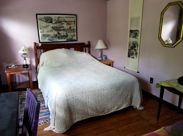 Artistic, Pet-Friendly Getaway in the Foothills of the Berkshire Mountains of Massachusetts - Cummington, Massachusetts - glamping.directory