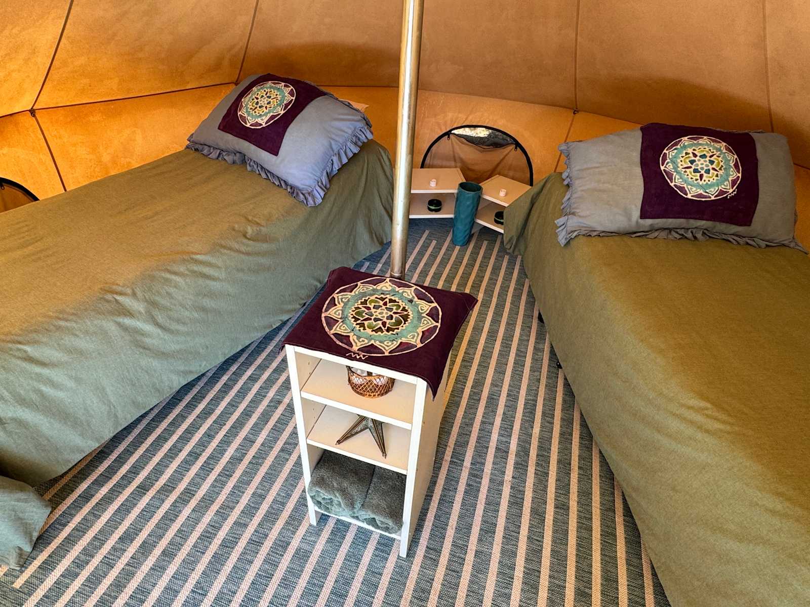 Vega Vortex-Gaia Health Retreat - Royal Oaks, California - glamping.directory