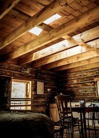 Rustic Log Cabin, Ideal for a New York Glamping Getaway - Penn Yan, New York - glamping.directory