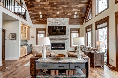 Luxury Ski-In/Ski-Out Lodge with Hot Tub near Blue Ridge Mountains, Wintergreen Resort VA - Wintergreen, Virginia - glamping.directory