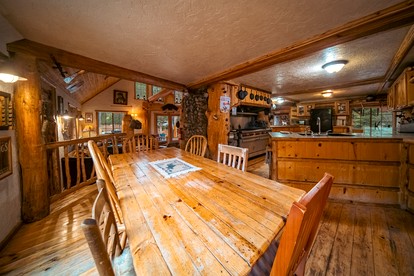 Rustic-Modern Lodge Retreat for Unplugged Group Time in Truckee, California - Truckee, California - glamping.directory