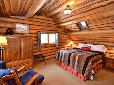 Newly Restored Cabin with Views of The Rocky Mountains in Bozeman, Montana - Bozeman, Montana - glamping.directory