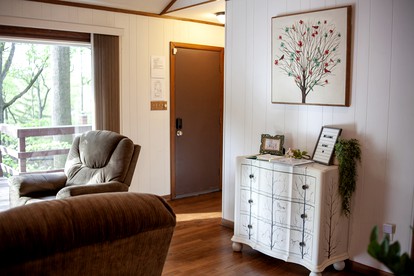 Modern Cabin With Hot Tub Grill in Mount Gretna - Mount Gretna, Pennsylvania - glamping.directory