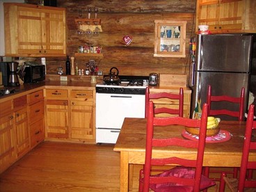 Rustic Ski Log Cabin for Six People with Outdoor Fire Pit near the Catskill Mountains - North Blenheim, New York - glamping.directory