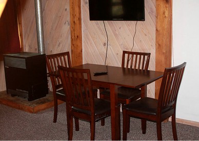 Homey Cabin Rental near the Kenai Wildlife Refuge in Sterling, Alaska - Sterling, Alaska - glamping.directory